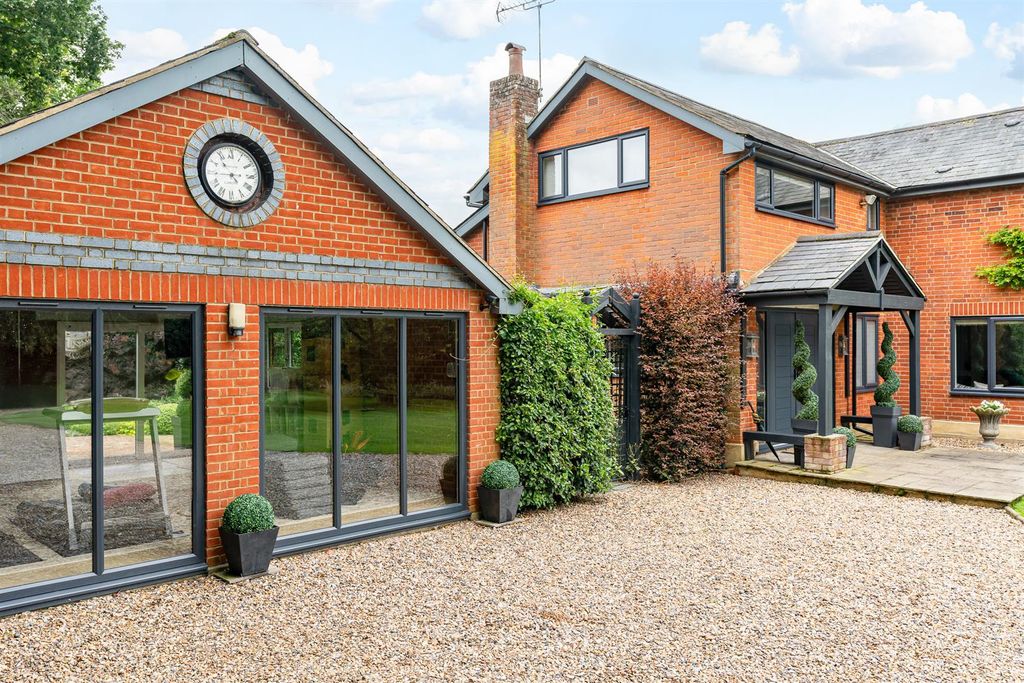 Property photo 2 of 33 External-8.Jpg