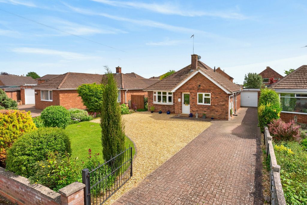 Property photo 1 of 25