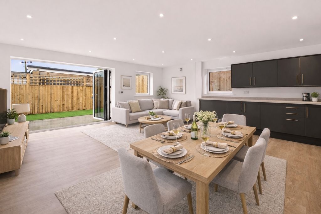 Property photo 3 of 18 Picture No. 19