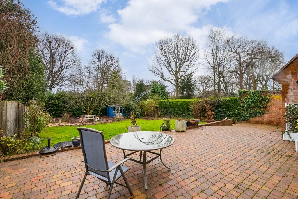 Property photo 2 of 2 4729793