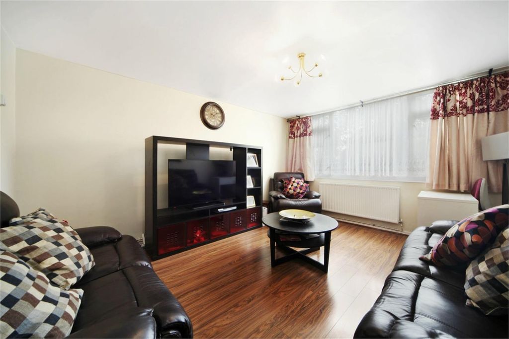 Property photo 1 of 6 1