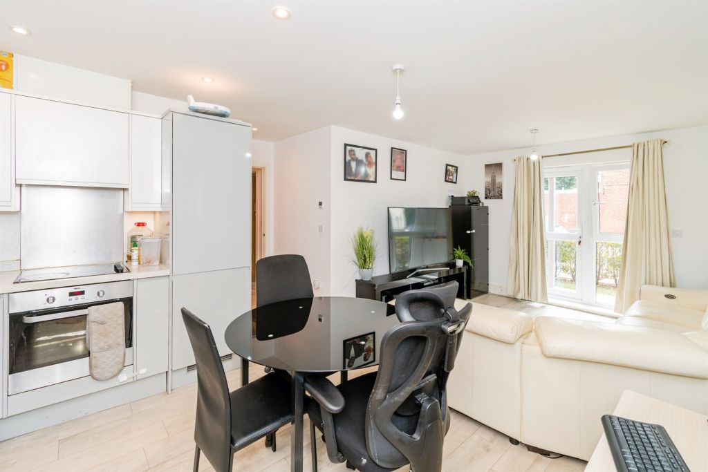 Property photo 2 of 15