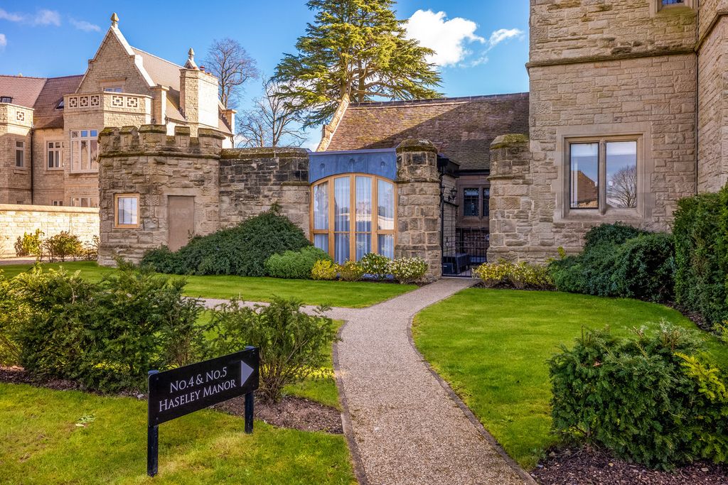 Additional image 7 of 2 bed flat for saleBirmingham Road Hatton Warwick, Warwickshire CV35