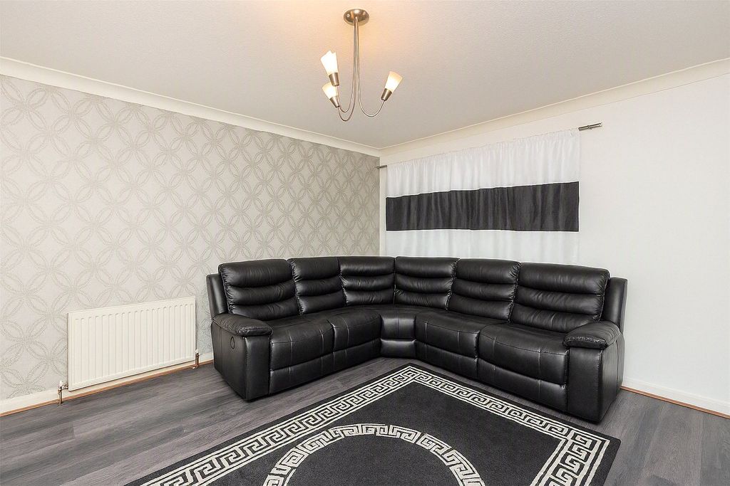 Property photo 3 of 8 Picture No. 08