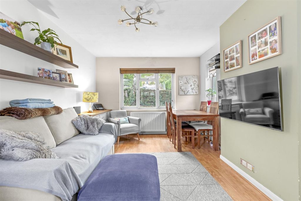 Additional image 8 of 2 bed maisonette for saleRectory Avenue, High Wycombe HP13