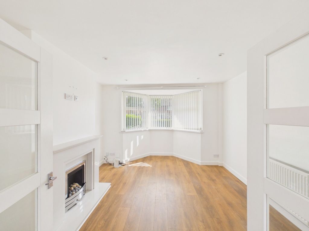 Property photo 2 of 17 5135794