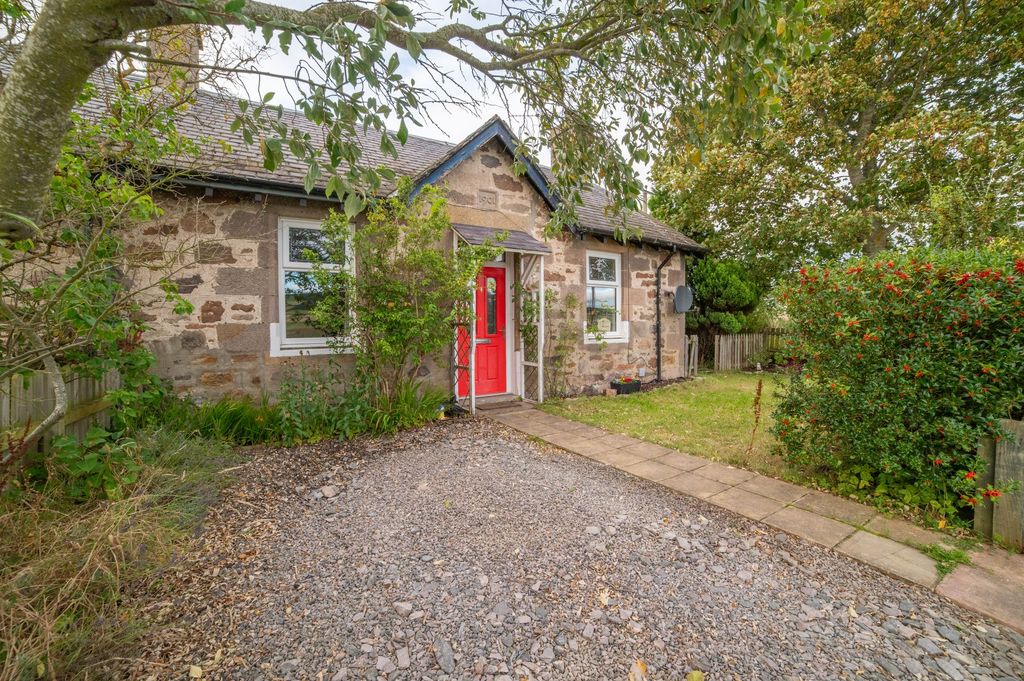 Property photo 2 of 29