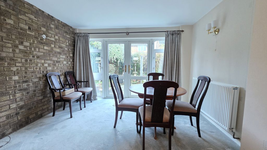 Property photo 3 of 14