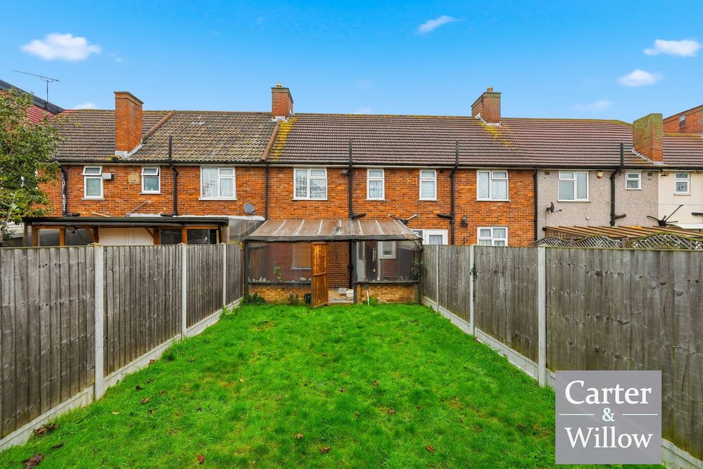 Property photo 2 of 13