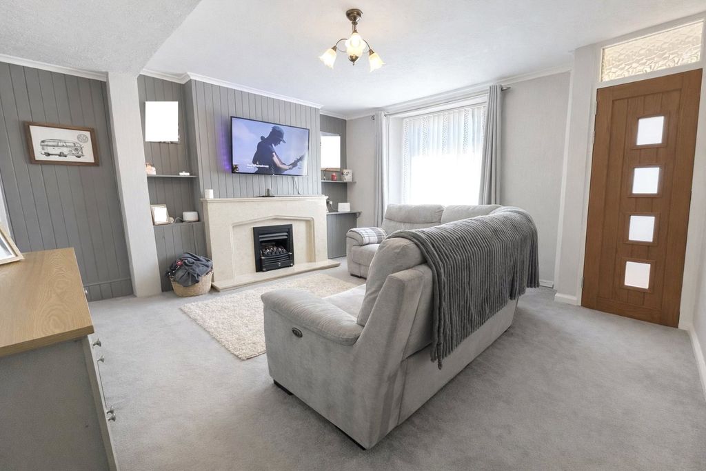 Property photo 2 of 13 Picture No. 07