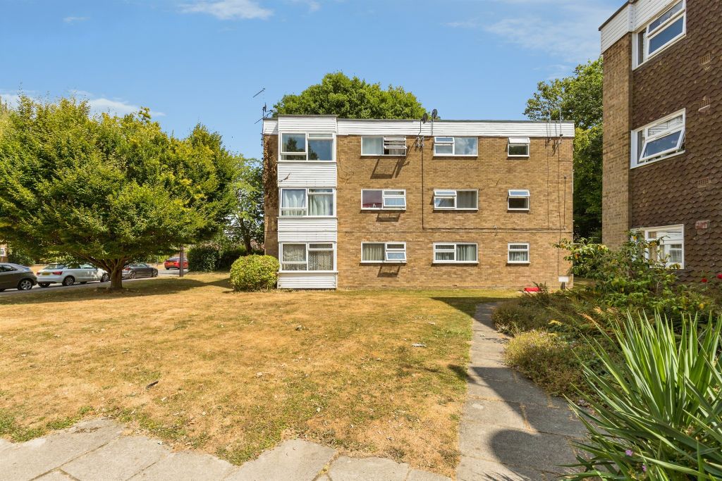 Property photo 2 of 17