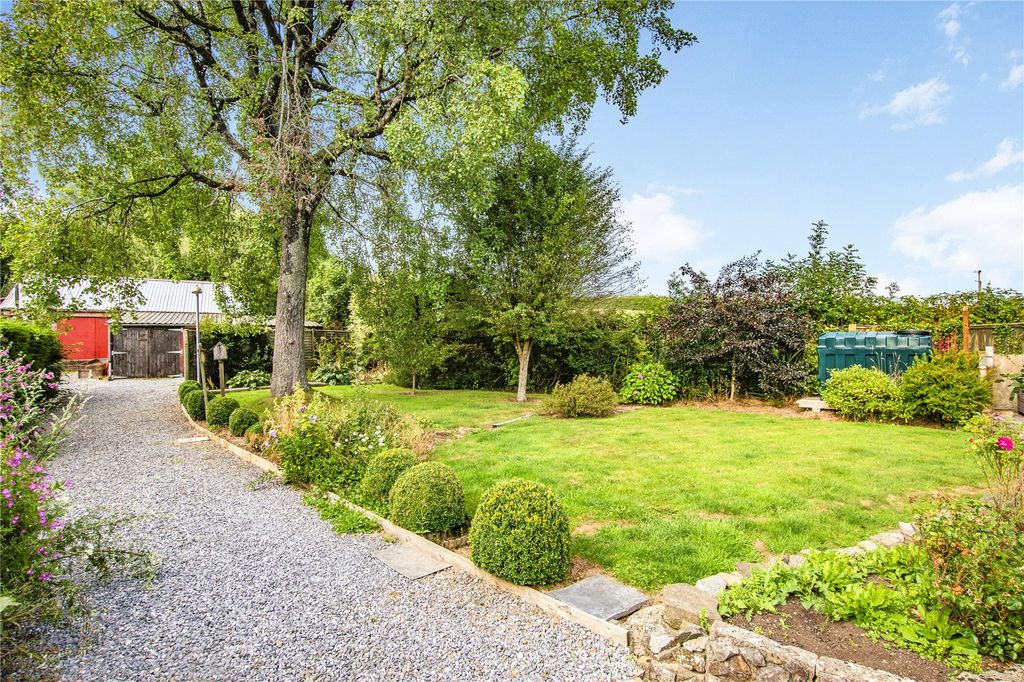Property photo 2 of 20 Picture No. 39