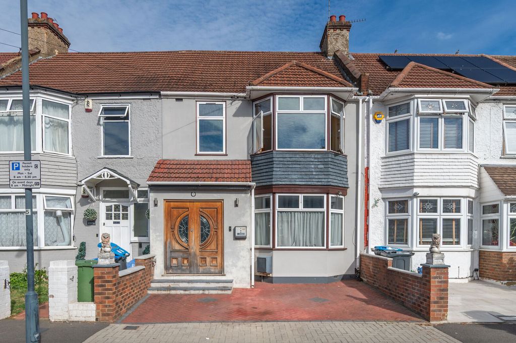 Property photo 1 of 13