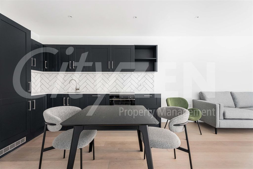 Property photo 2 of 36 Kitchen