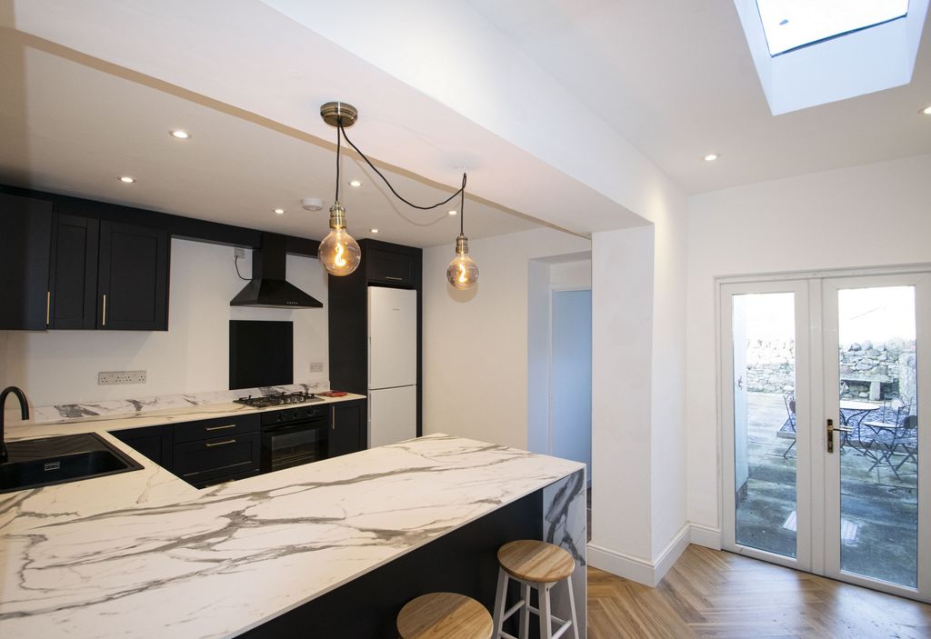 Property photo 1 of 13 Photo 1