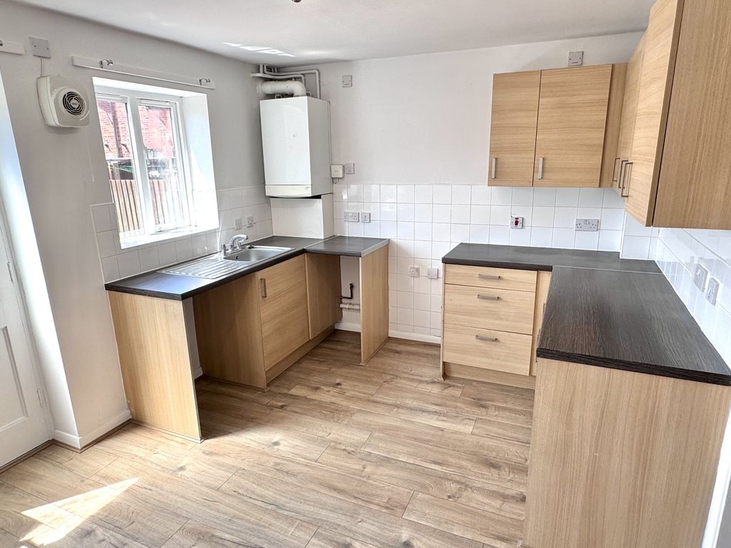 Property photo 2 of 11 Img_5345