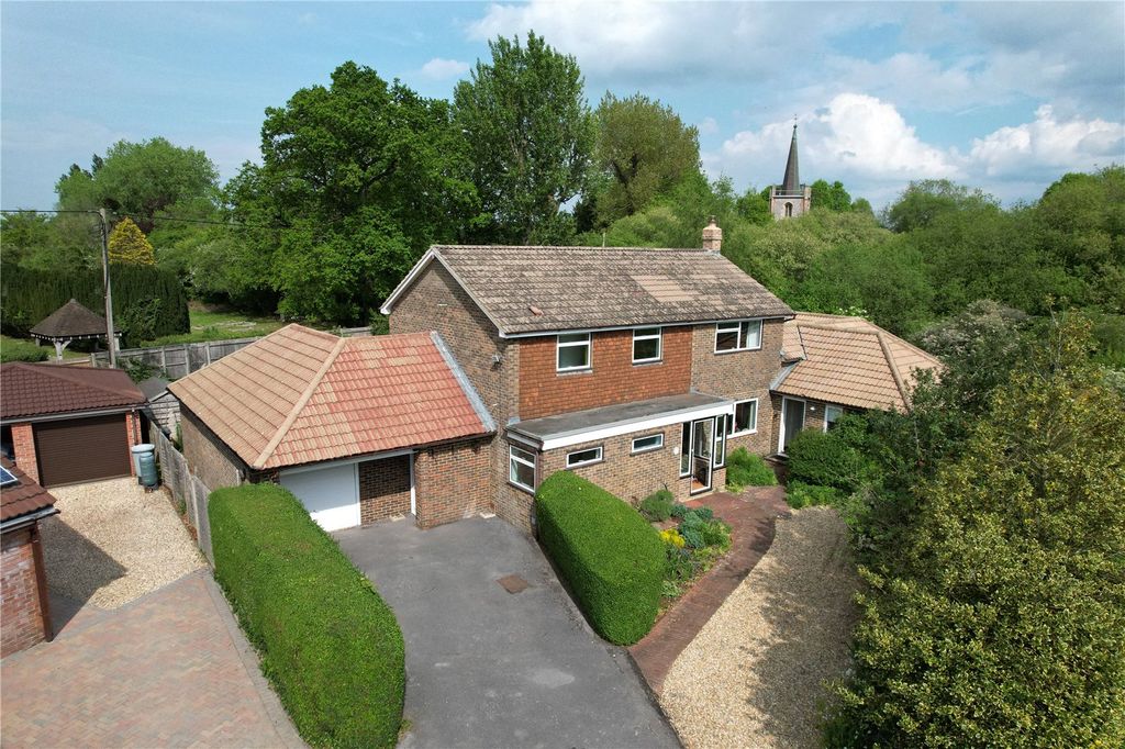 Property photo 1 of 17 Picture No. 01