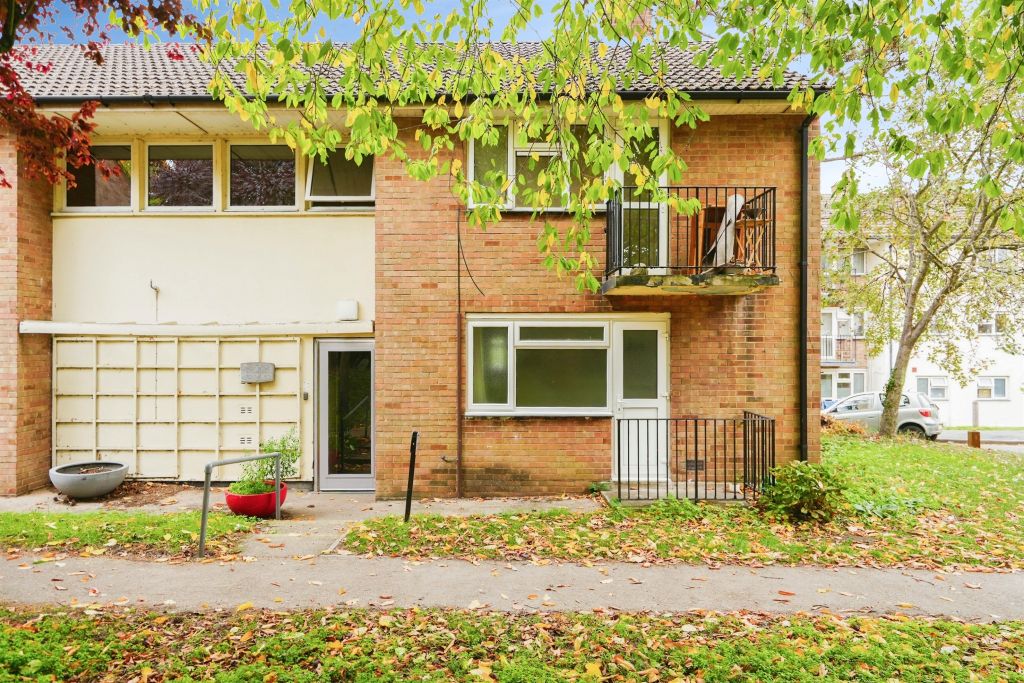 Property photo 1 of 12