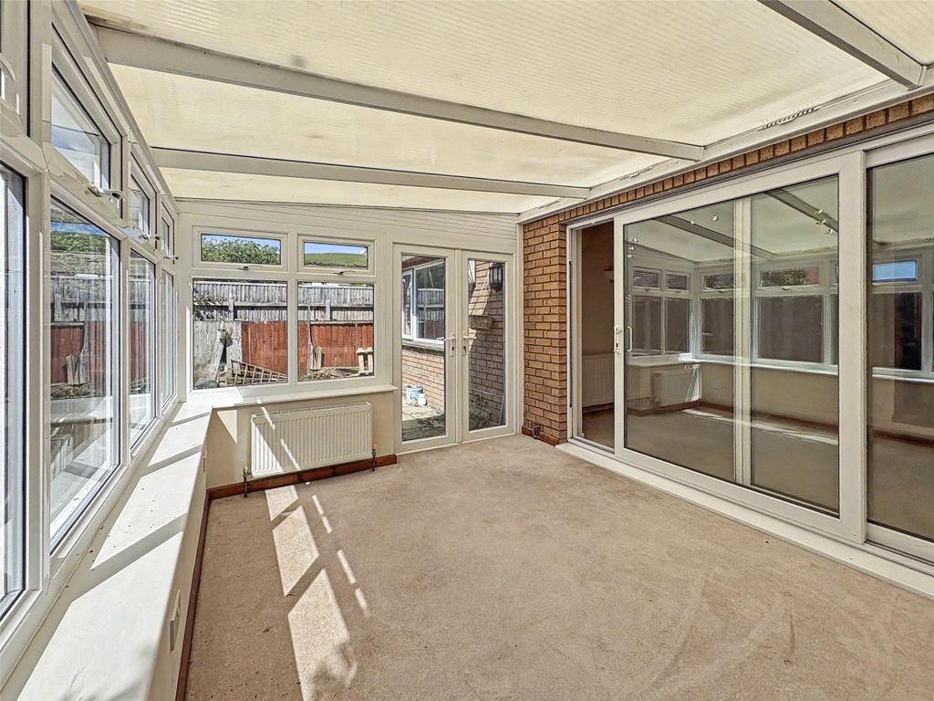 Property photo 3 of 10 3 - Conservatory