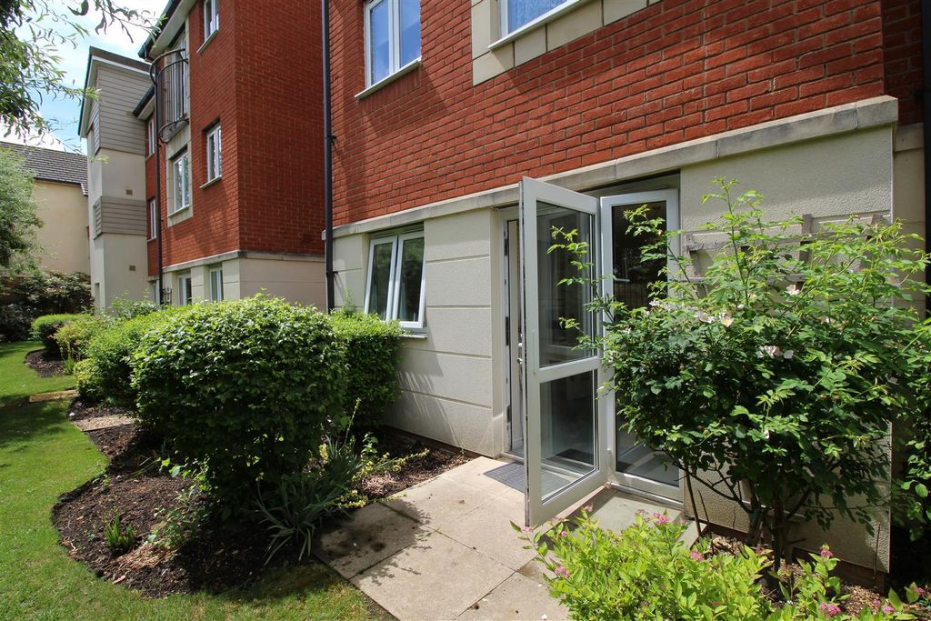 Property photo 2 of 10 Rear 2 .Jpg
