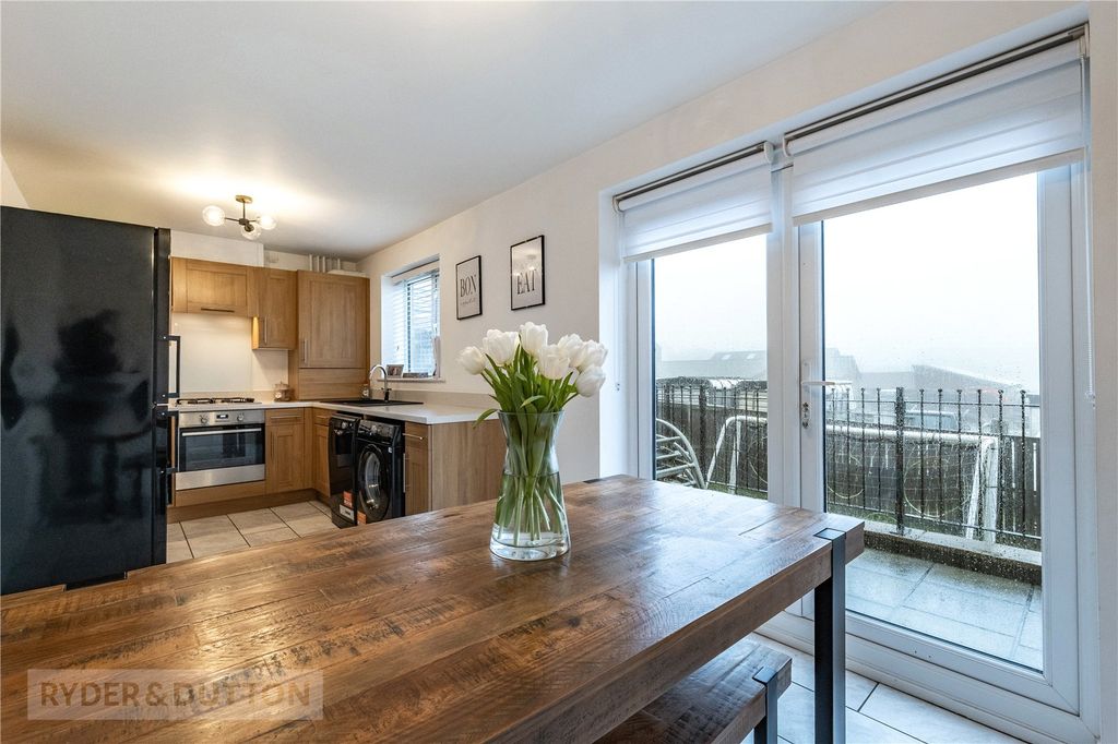 Property photo 2 of 20 Kitchen Diner