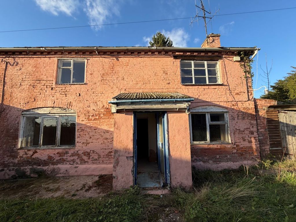 Property photo 1 of 21