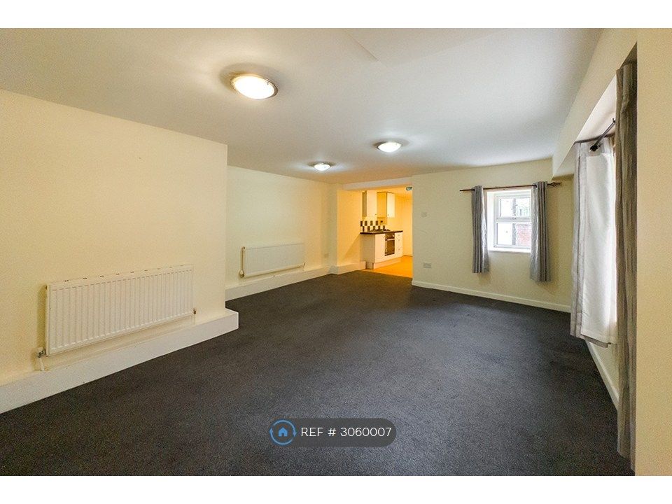 Property photo 3 of 17 Large Living Area