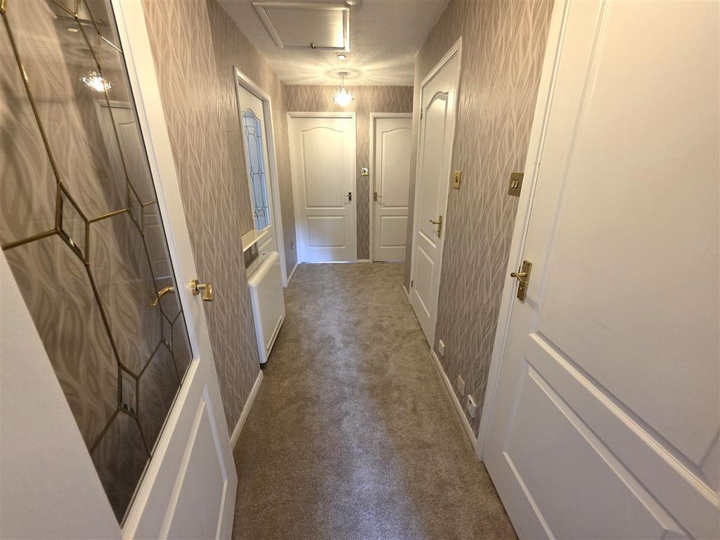 Property photo 2 of 3 Hall