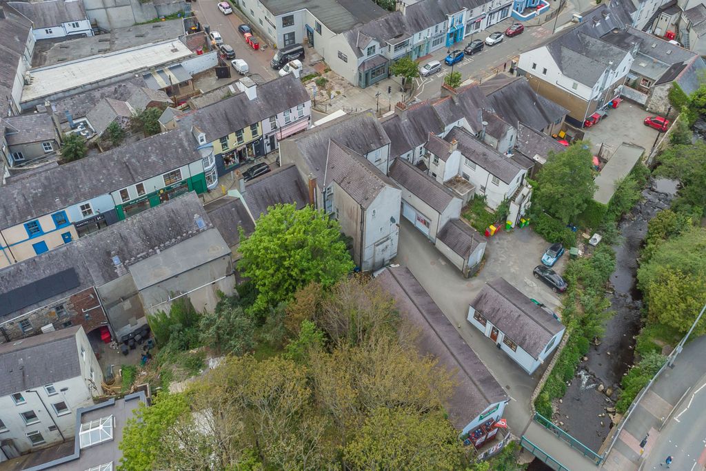 Property photo 3 of 6 Units 1-3, 6, 8 And 10 Church Street, Llangefni, Ll77 7Du