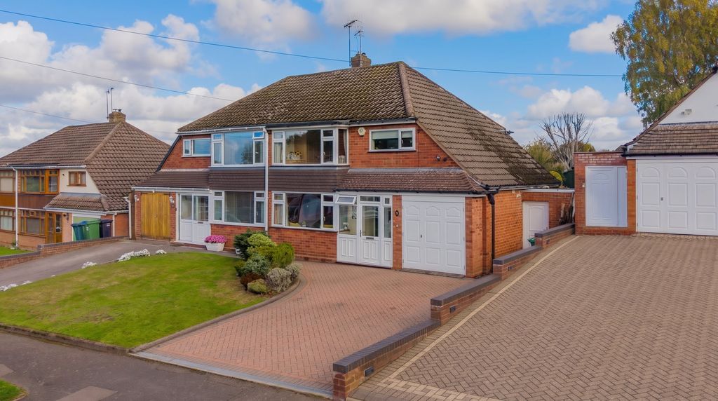 Property photo 1 of 34