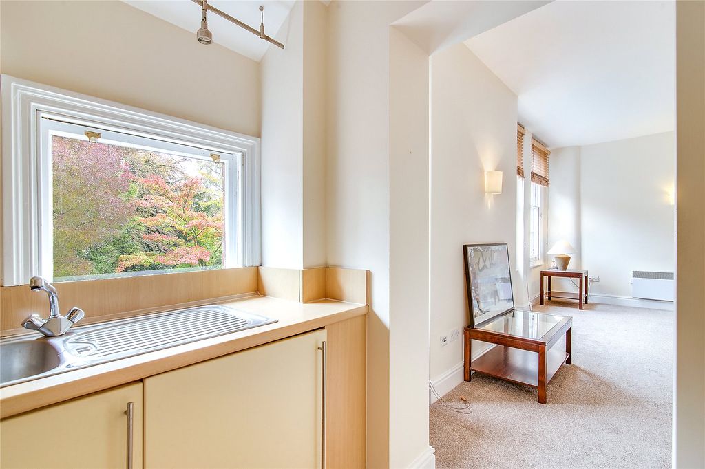 Property photo 3 of 13 Picture No. 12