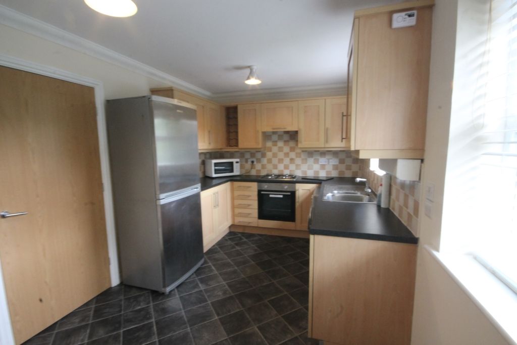 Property photo 2 of 11 Kitchen Diner