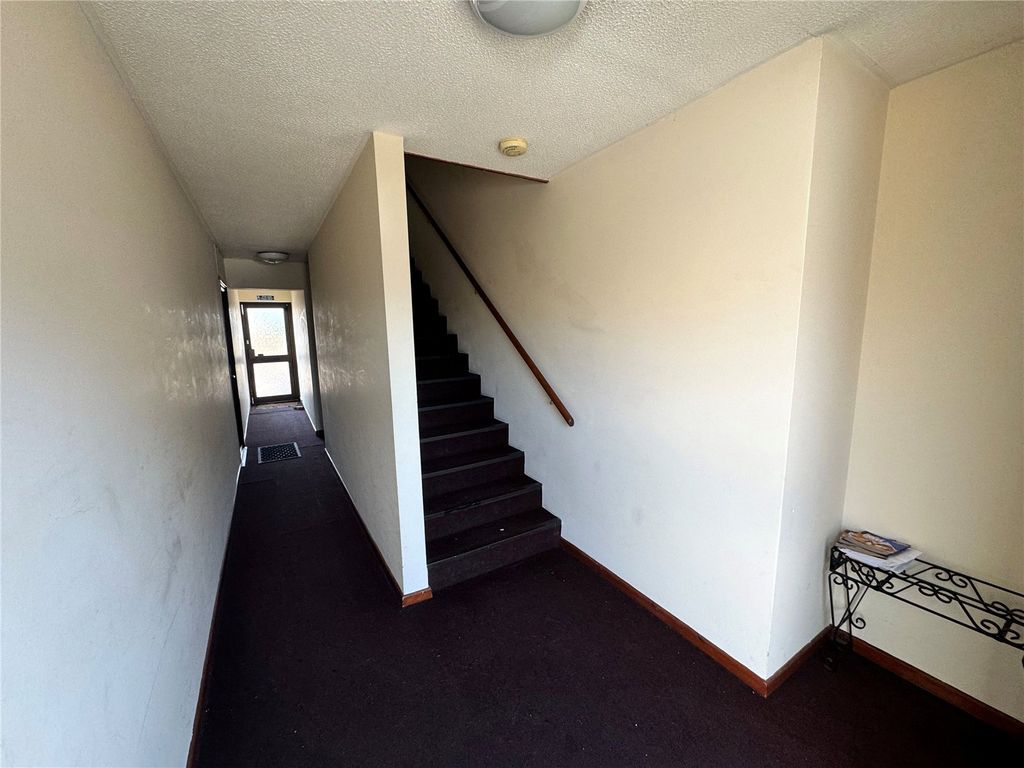 Property photo 3 of 9 Picture No. 19