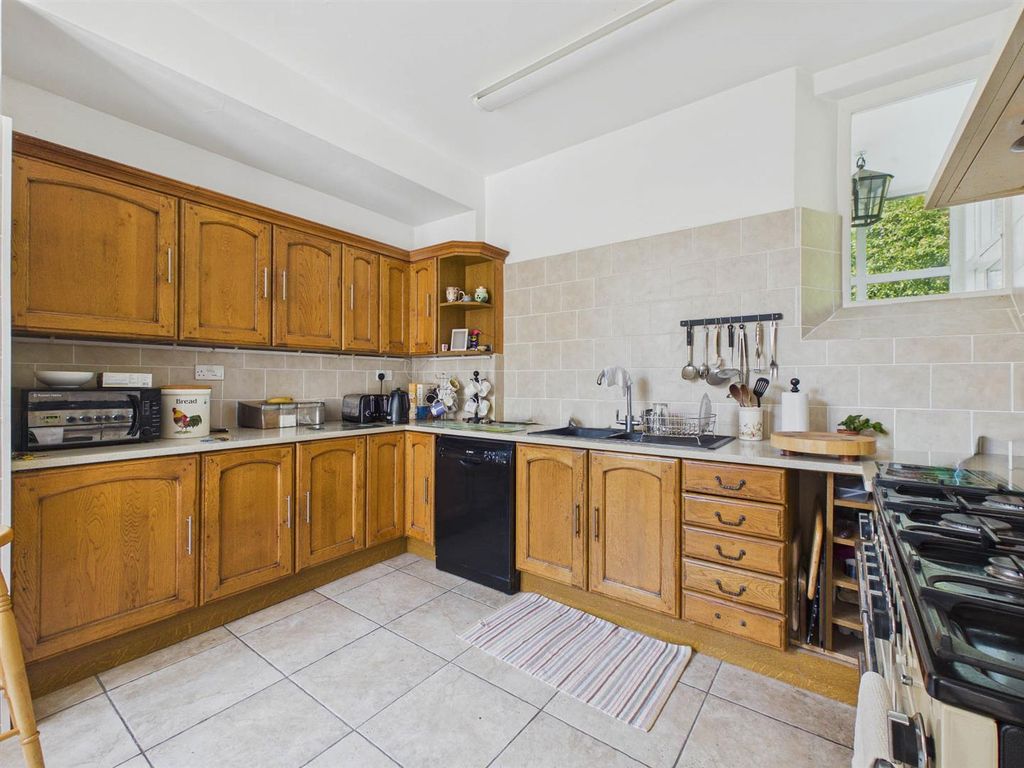 Additional image 6 of 8 bed detached house for salePeachfield Road, Malvern WR14