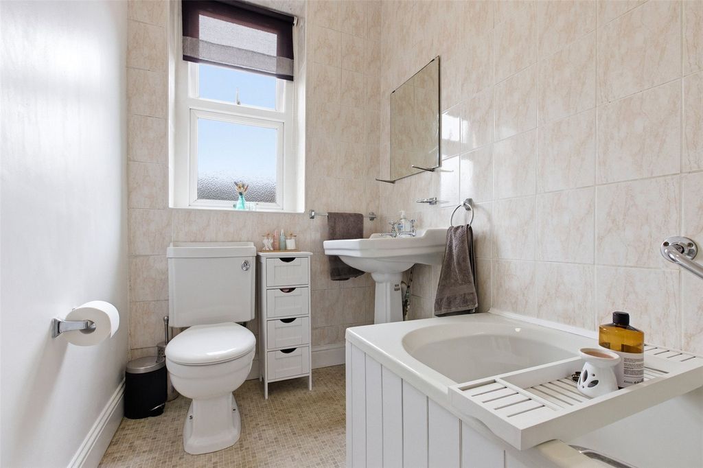 Additional image 12 of 2 bed flat for saleStation Road, Bannockburn, Stirling FK7