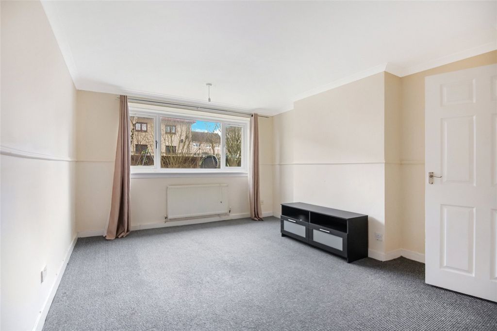 Property photo 2 of 21 Picture No. 09