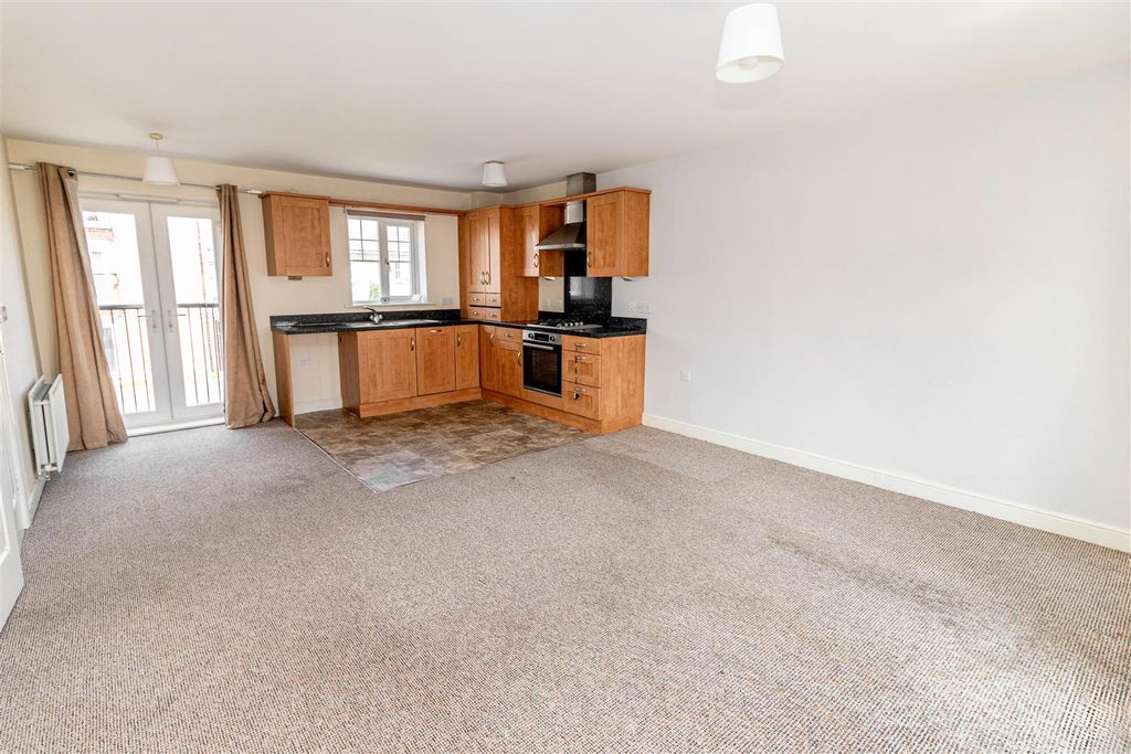 Property photo 2 of 9 Lounge-Kitchen