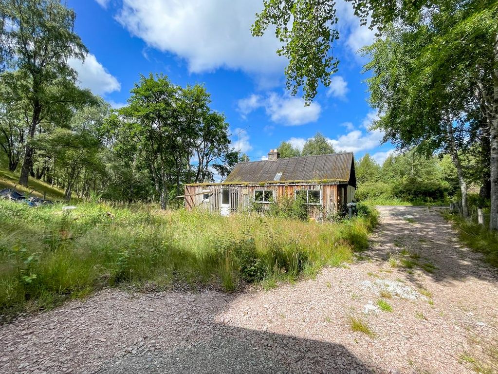 Property photo 3 of 16 Outside