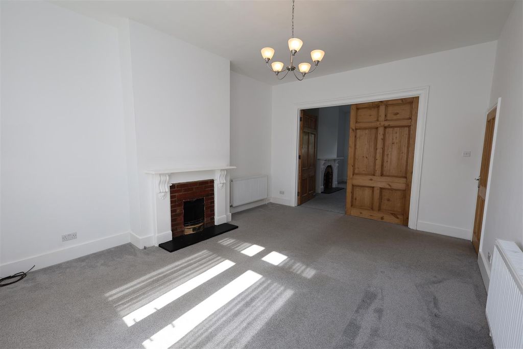 Property photo 3 of 20 Reception Room