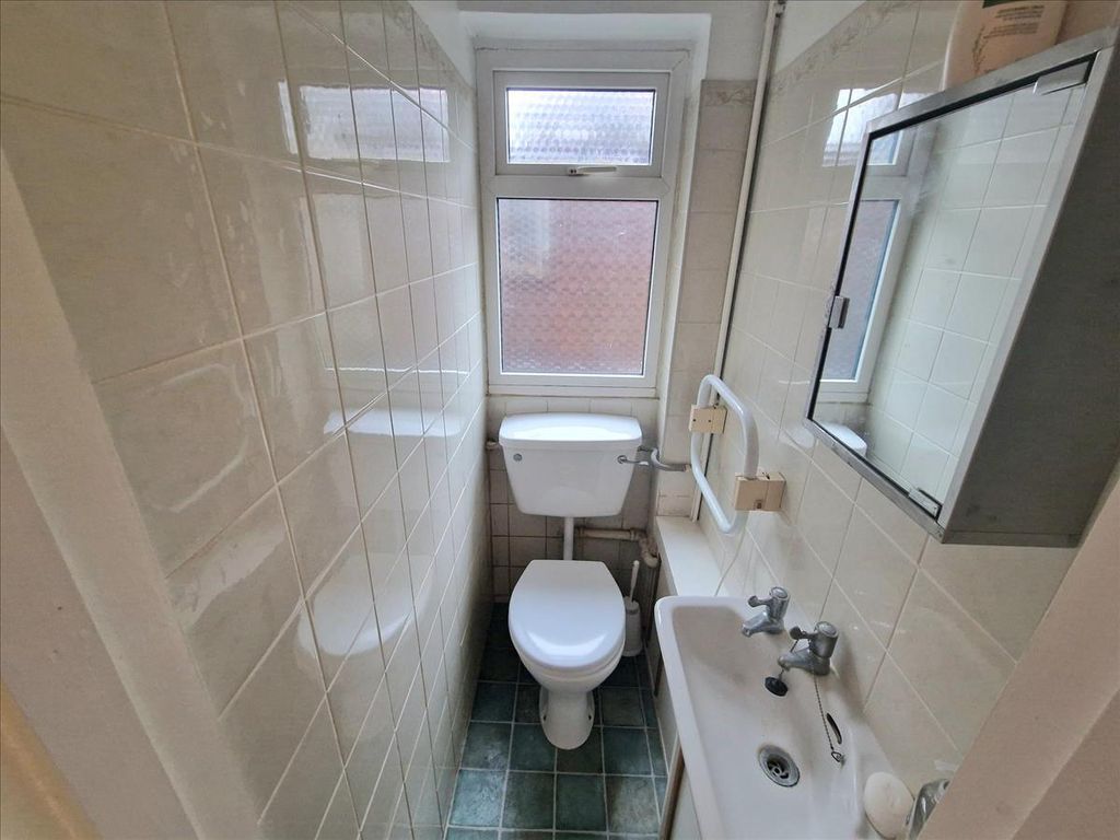 Property photo 3 of 18