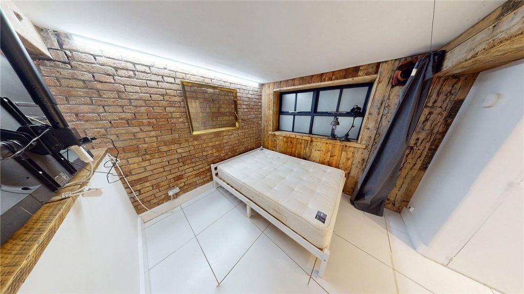 Property photo 3 of 5 Picture No. 07