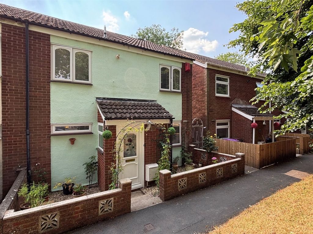 Property photo 1 of 19 Picture No. 21