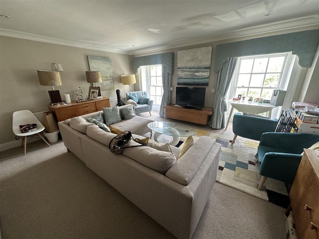 Property photo 2 of 8 Img_2363.Jpg