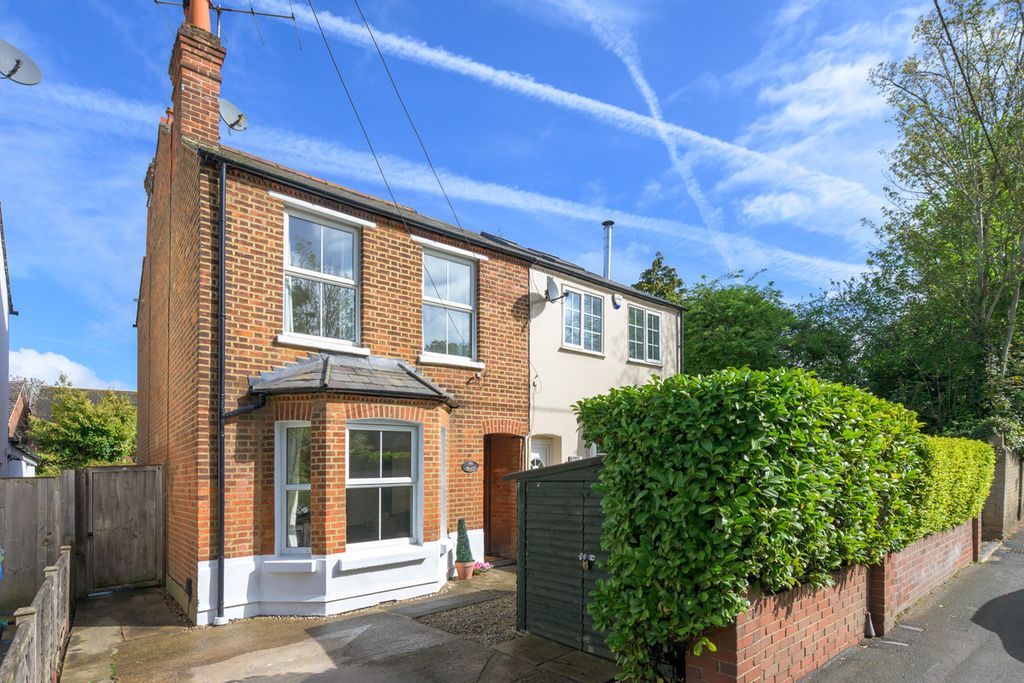 Property photo 1 of 18