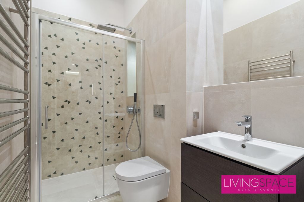 Additional image 9 of 3 bed flat to rentCamlet Way, Barnet EN4