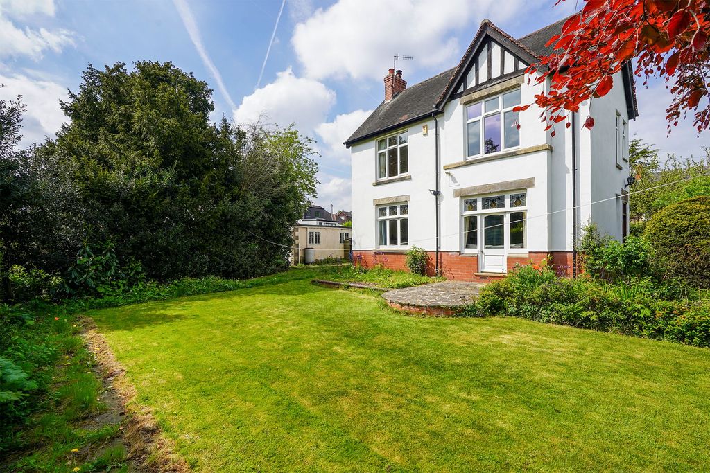 Property photo 1 of 37