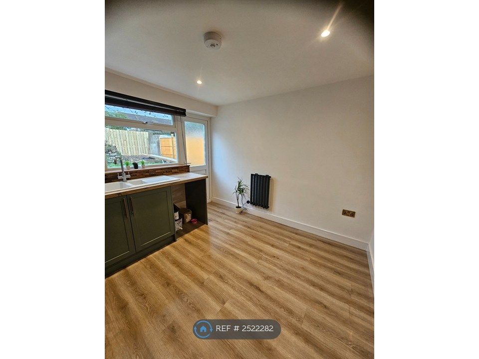 Property photo 3 of 30