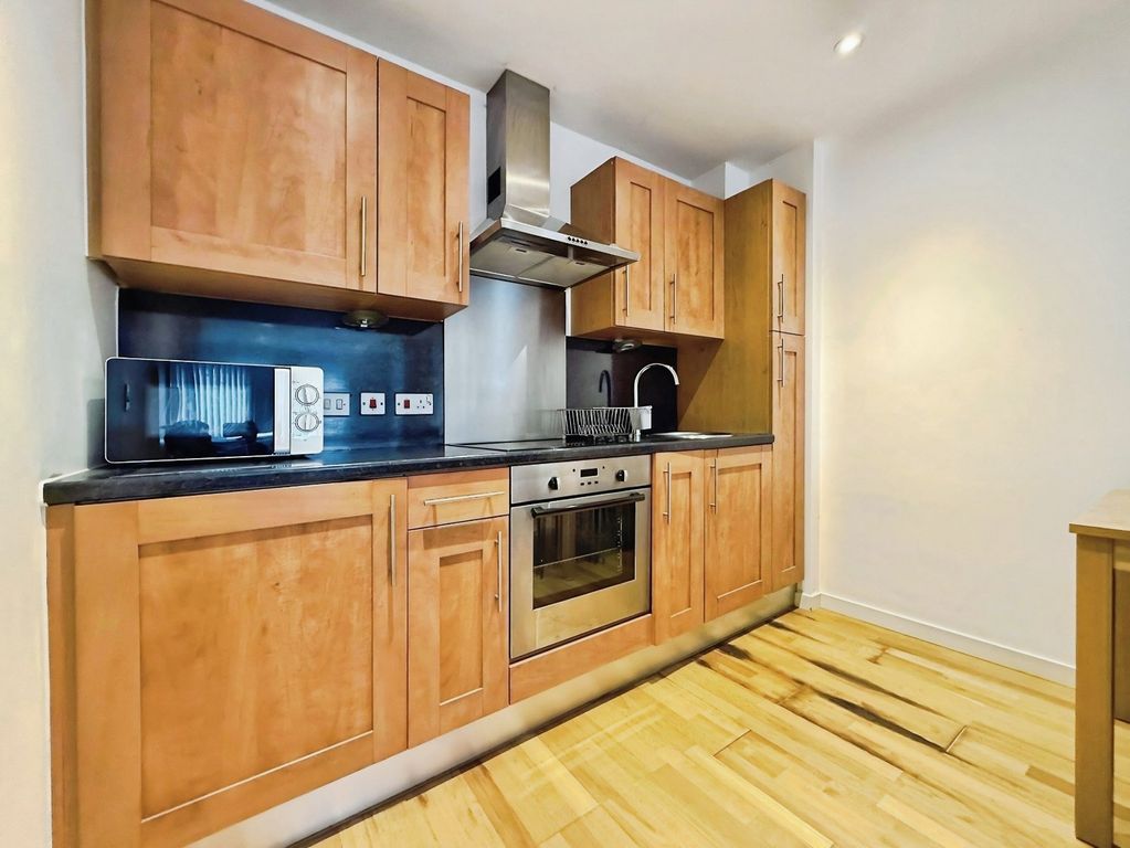 Property photo 2 of 10 Picture No. 30