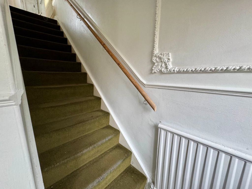 Property photo 3 of 5 F5Dcd68A-A480-4F97-Ae46-B20De47156Ea