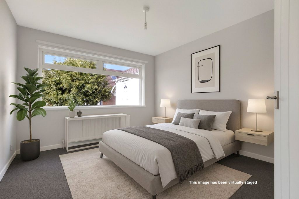 Property photo 3 of 8 Picture No. 21